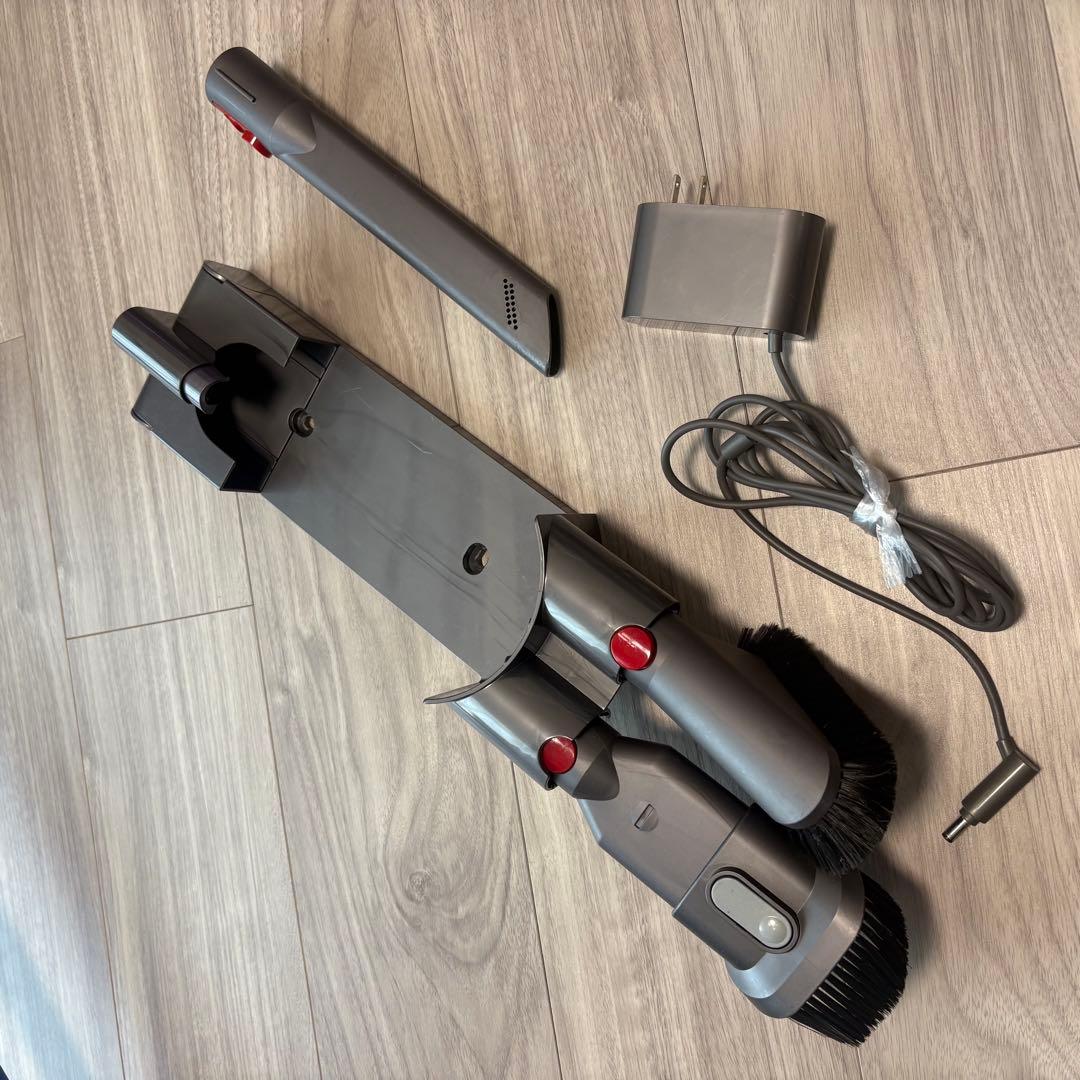 ダイソンDyson v7 fluffy SV11 掃除機