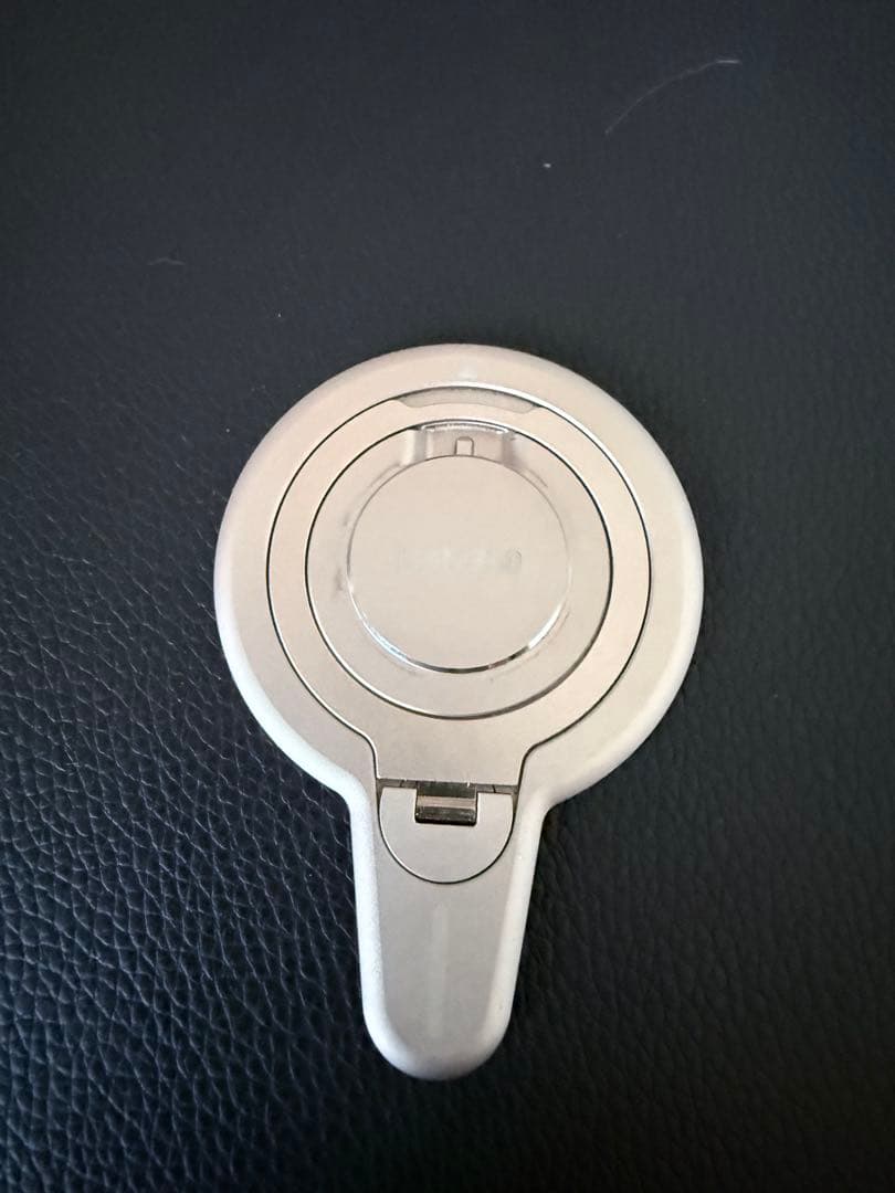 インスタ360 Flow 2 プロ本体と付属品