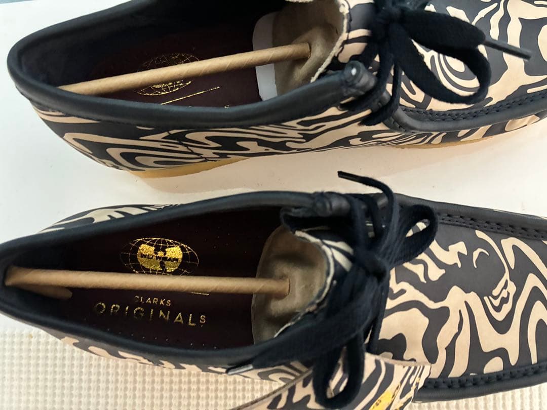 Clarks Wallabee lo wu-tang ワラビークラークスウータン