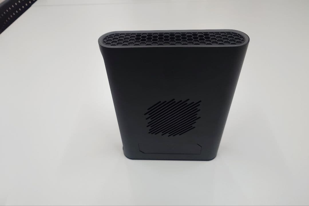 ONEXGPU2 eGPU（AMD Radeon RX 7800M/12GB ）