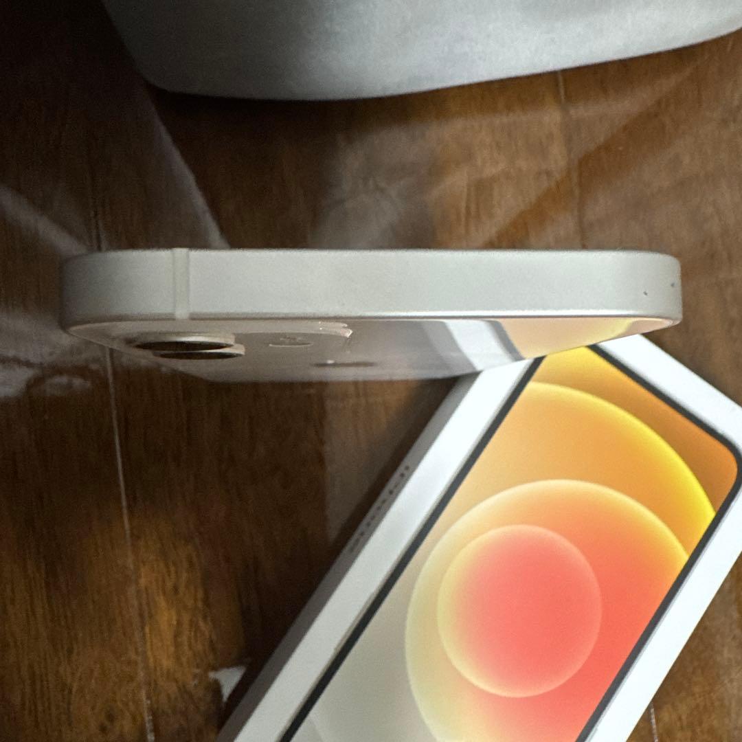 iPhone12 64G ホワイト SIMフリー 不具合なし