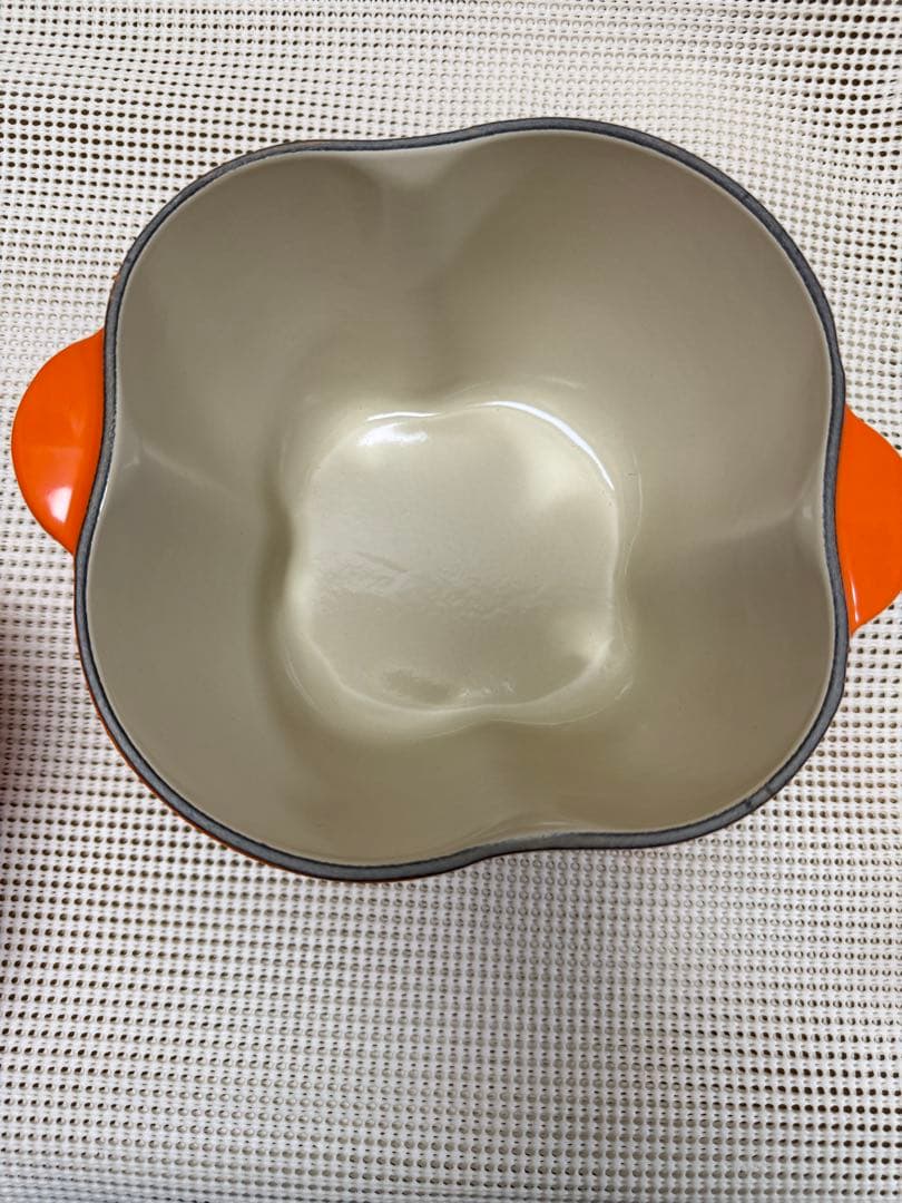 レア　ル・クルーゼ　LE CREUSET　ピーマンココット　オレンジ　パプリカ