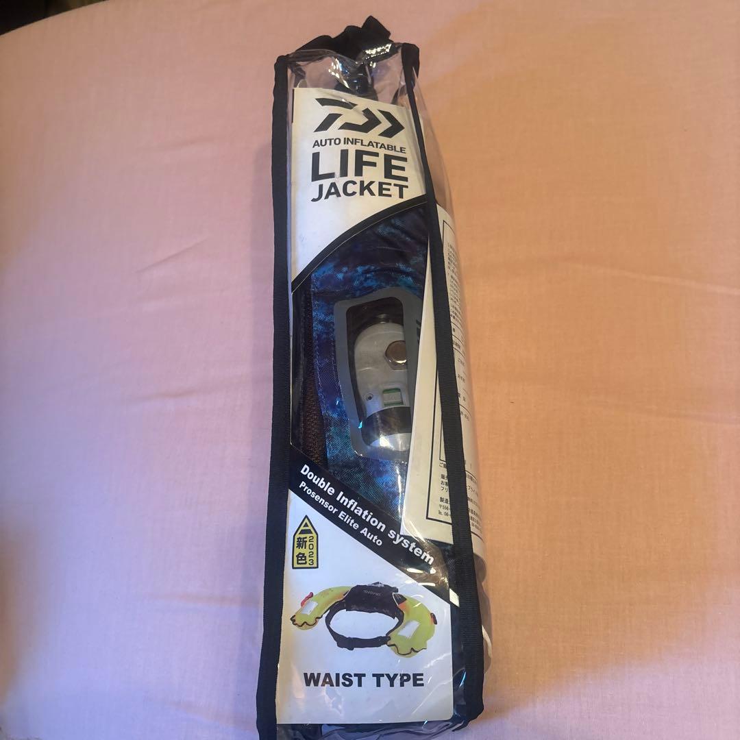 ダイワ DF-2222 インフレータブルライフジャケット（ウエストタイプ）