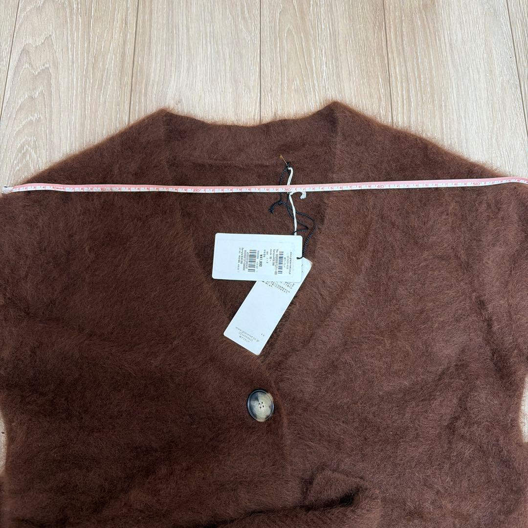 新品ダイアグラムブラウン ボタン付きカーディガン