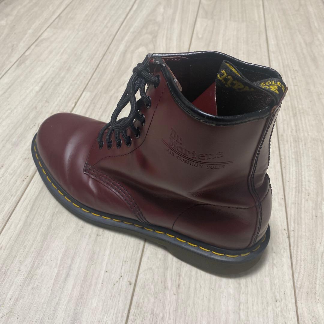 【送料無料】ドクターマーチン8ホールチェリーレッド UK9