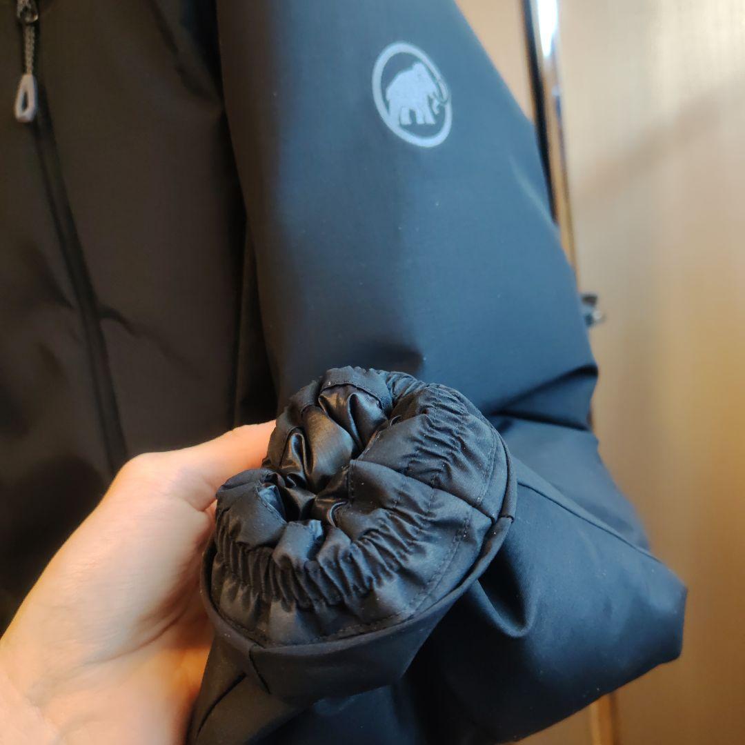 MAMMUT クレーター サーモフーテッド ジャケット Sサイズ BLACK