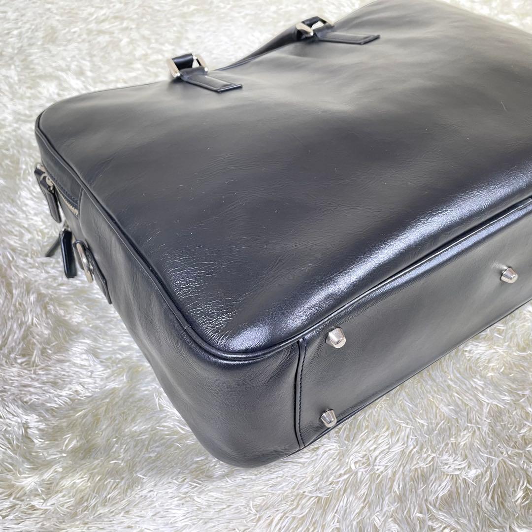 大容量 ビジネスレザーファクトリー ブリーフケース 黒 キャリーホルダー A4