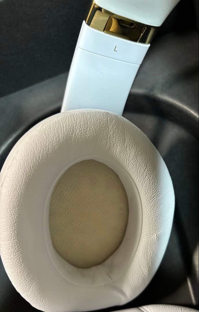 Beats Studio3 ワイヤレスヘッドフォン ホワイト