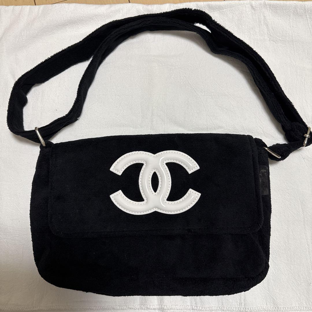 シャネル ノベルティ　ショルダーバッグ ハンドバッグ 白　【未使用】