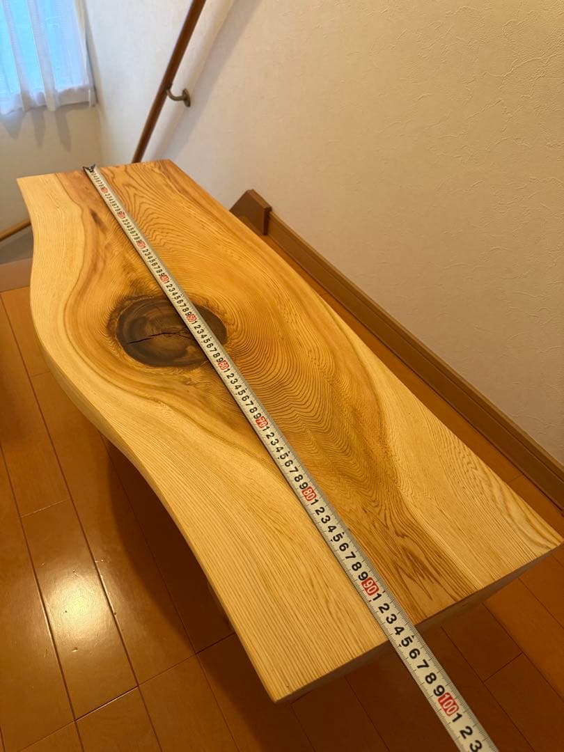 天然杉一枚板でか節カーブテーブル蜜蝋クリーム仕上げ