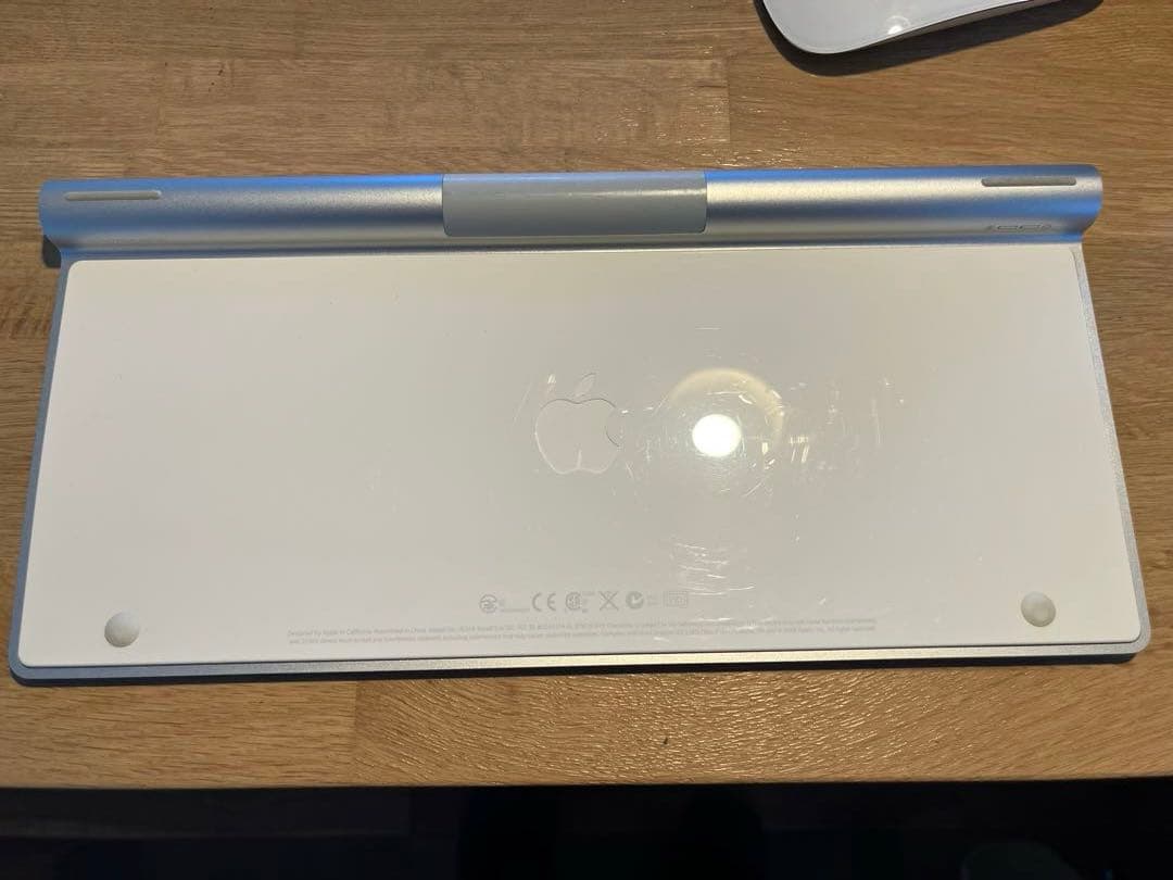 Apple iMac 品番:ME086J/A