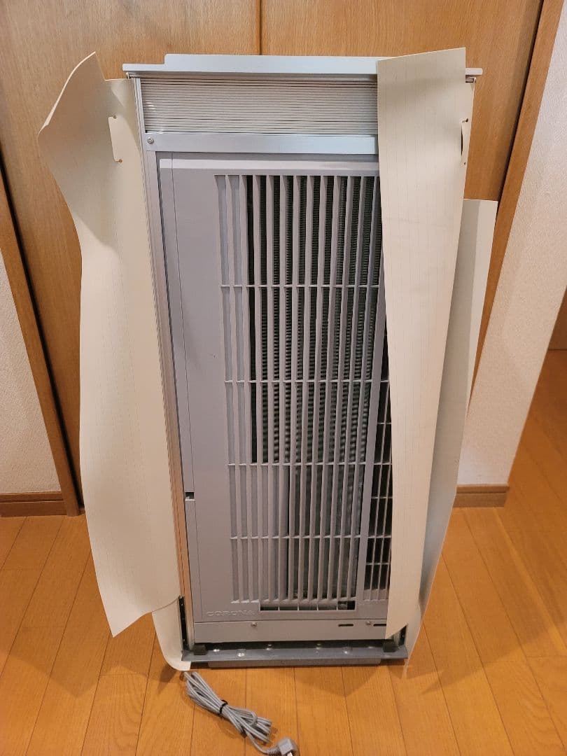コロナルームエアコン ウインド形冷房専用 型式　CW-1624R 2024年製