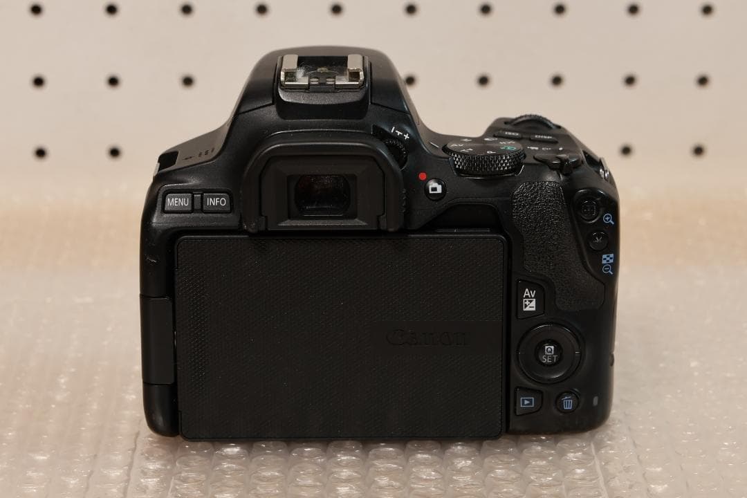 Canon EOS Kiss X10・ダブルズームキット