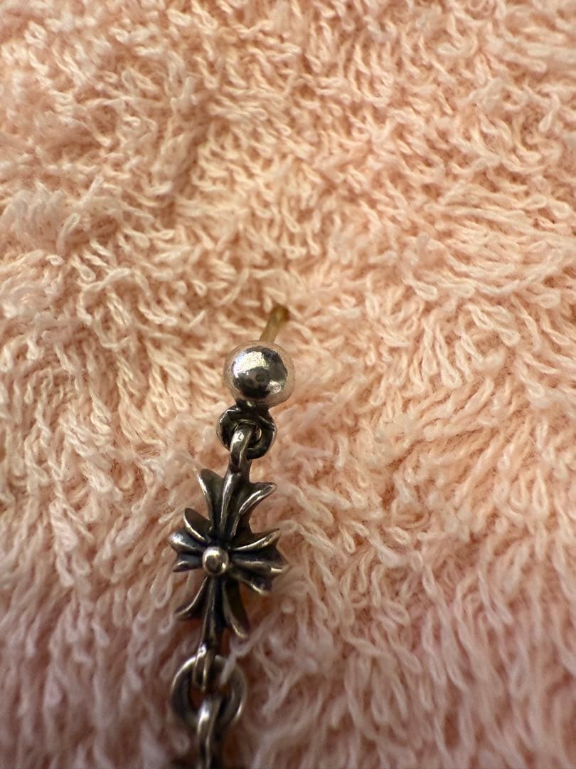 クロムハーツ　タイニーEドロップピアス　CHプラスTINYE