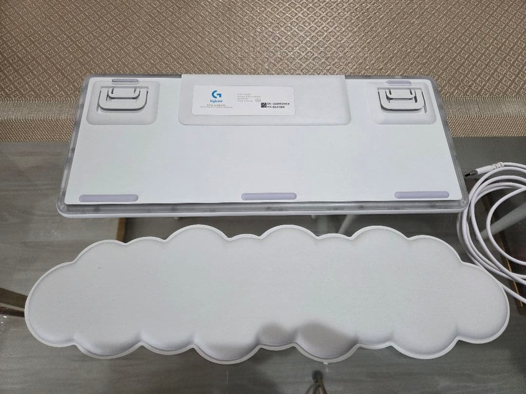 ★イルカ★ Logicool G713 ゲーミングキーボード(リニア)