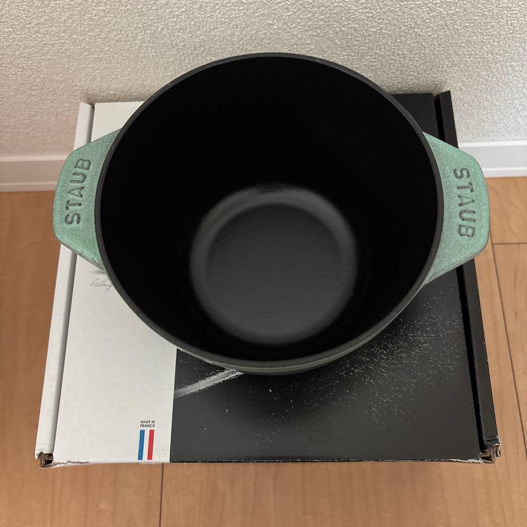 ストウブ 16 de GOHAN M staub ラ ココット