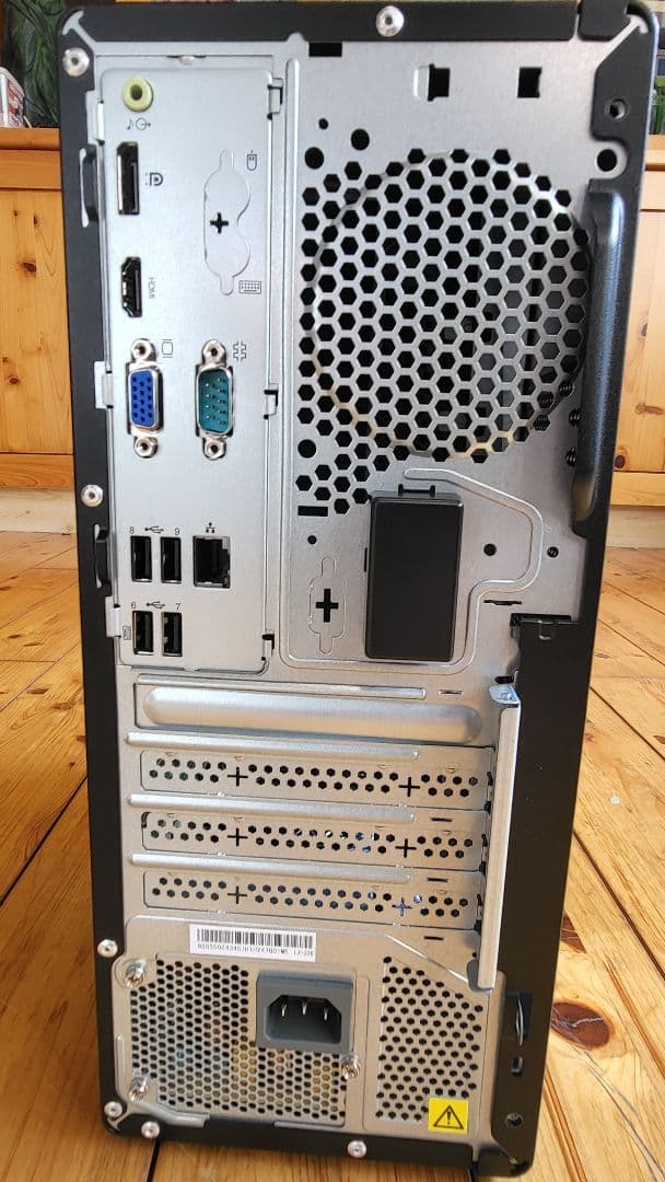 ThinkCentre neo 50t Tower Gen 4 訳あり