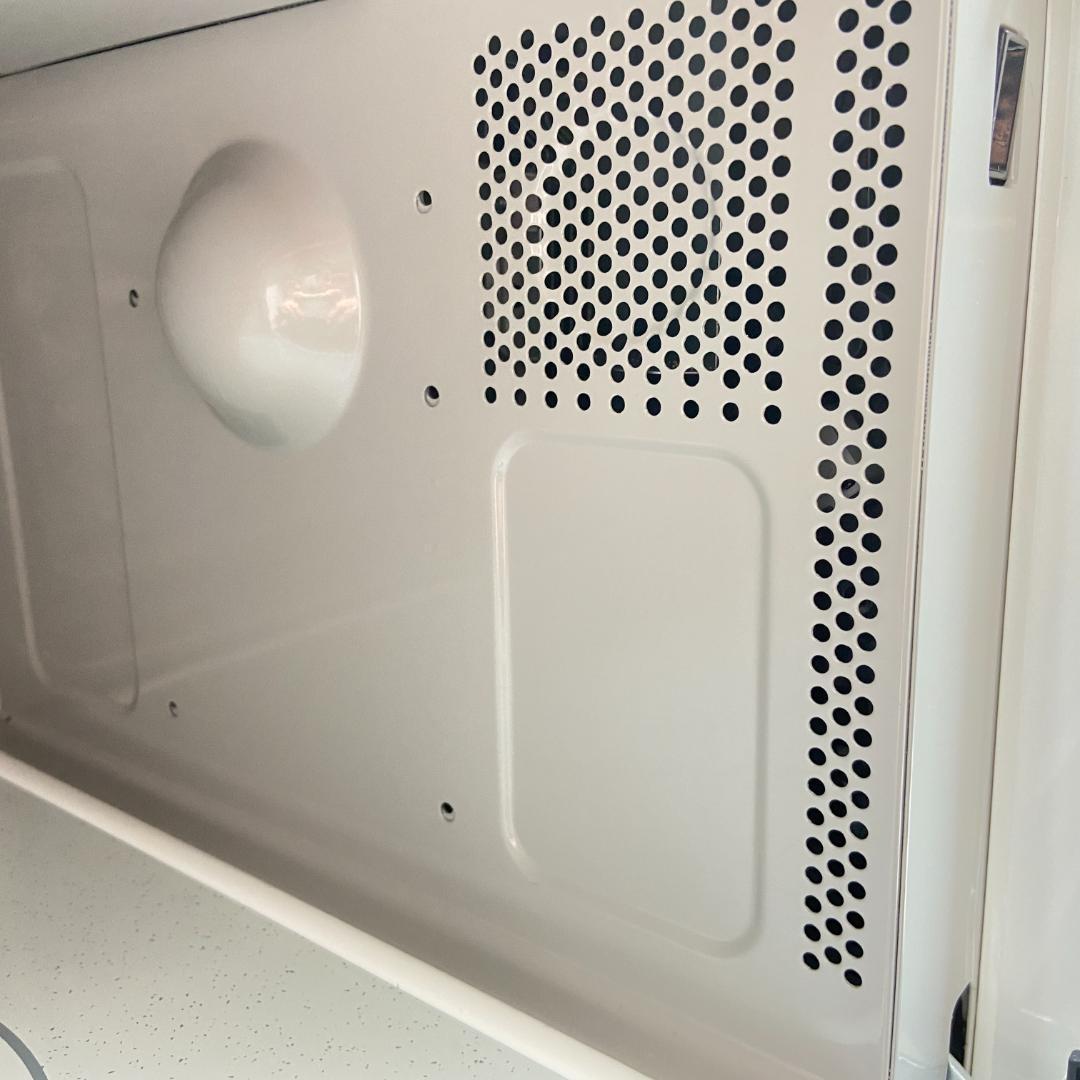 900W電子レンジ　ヤマダ電機　YMW-S17G1　2021年製