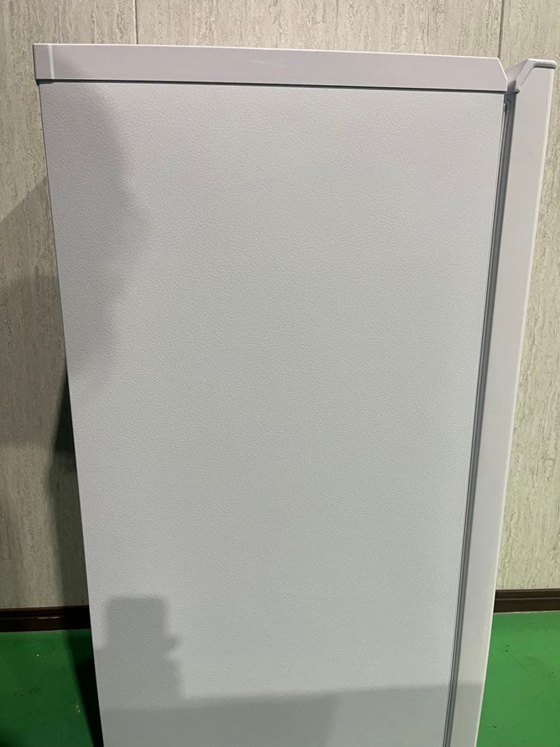 美品‼️2023年製IRIS OHYAMA 縦型冷凍庫