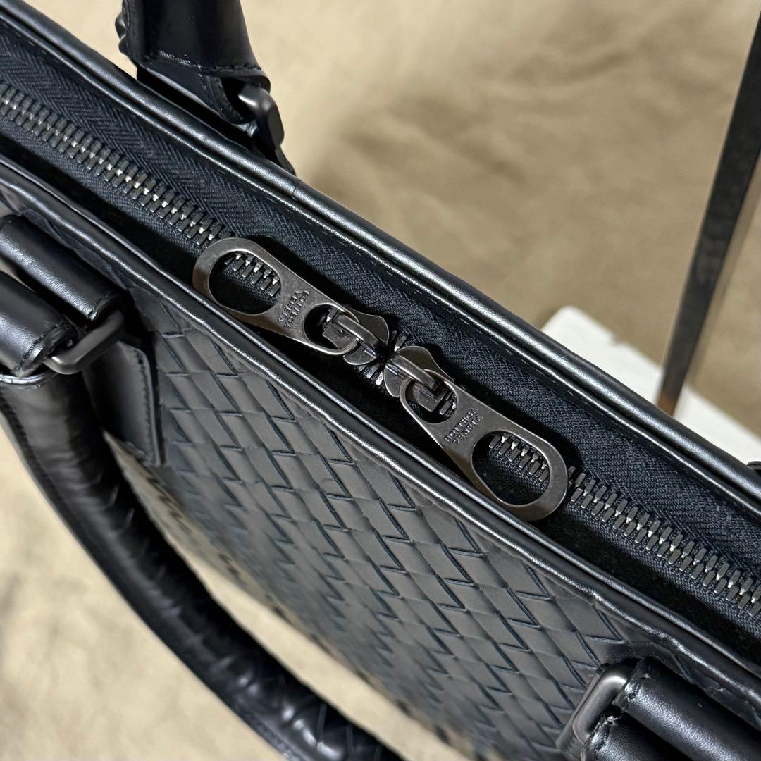 ⭐️新品未使用⭐️　ボッテガヴェネタ　イントレチャート　ブリーフケース　レザー