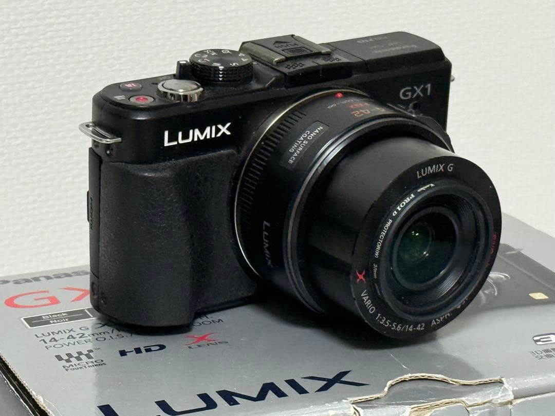 LUMIX GX1 ミラーレス一眼カメラ