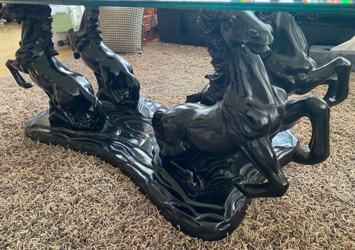 馬台座ガラステーブル