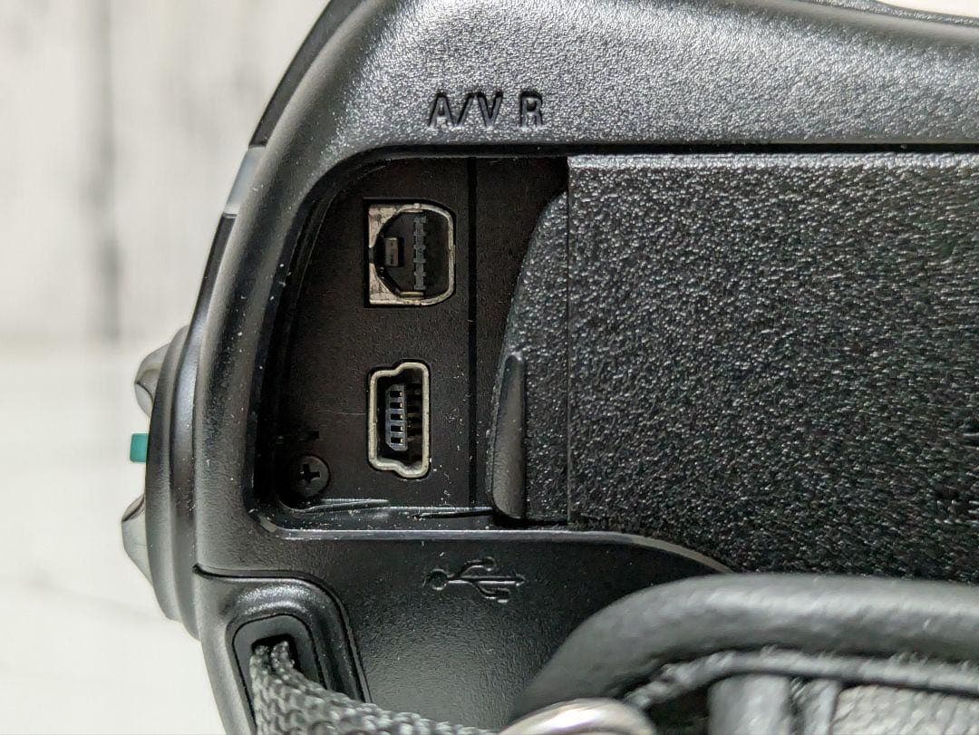 SONY　DCR-SR220　HDD内蔵60GB