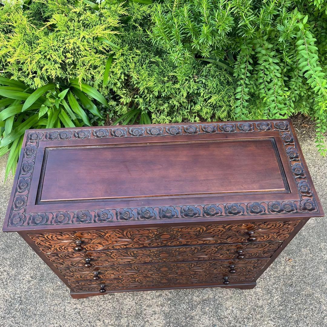 骨董 アンティーク 彫刻が美しい　四段引き出し箪笥 軽井沢彫？