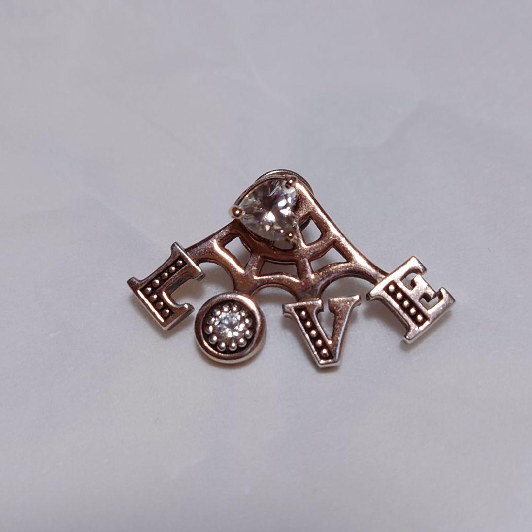 ジャスティンデイビスLOVEピアス