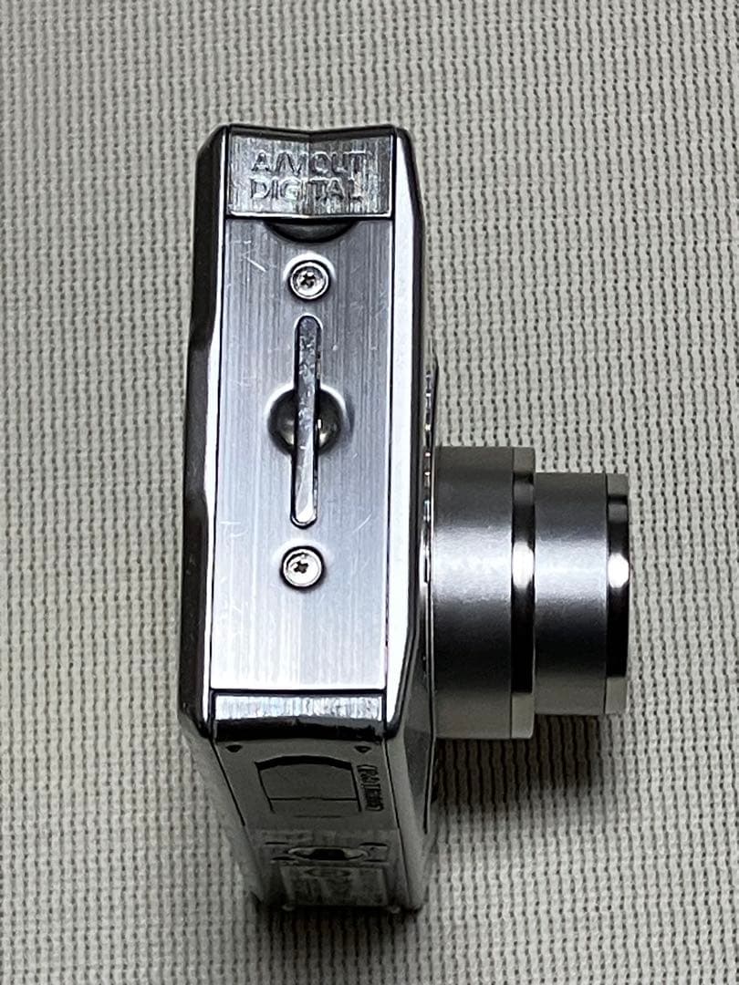 Canon IXY Digital 95 IS 本体と付属品