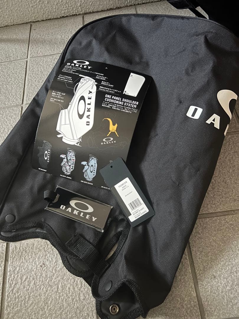 オークリー（OAKLEY）キャディバッグ OAKLEY STAND 17.0