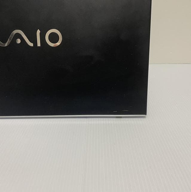 Win11の薄型軽量で持運び最適なスタイリッシュノートパソコンVAIOPROPG