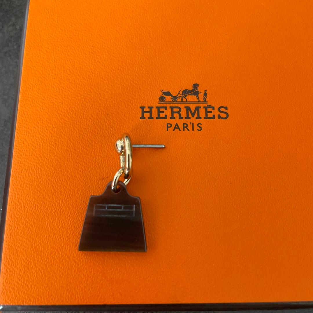 片耳のみ！エルメス　正規店購入ピアスHERMES バッファローフォーンピアス