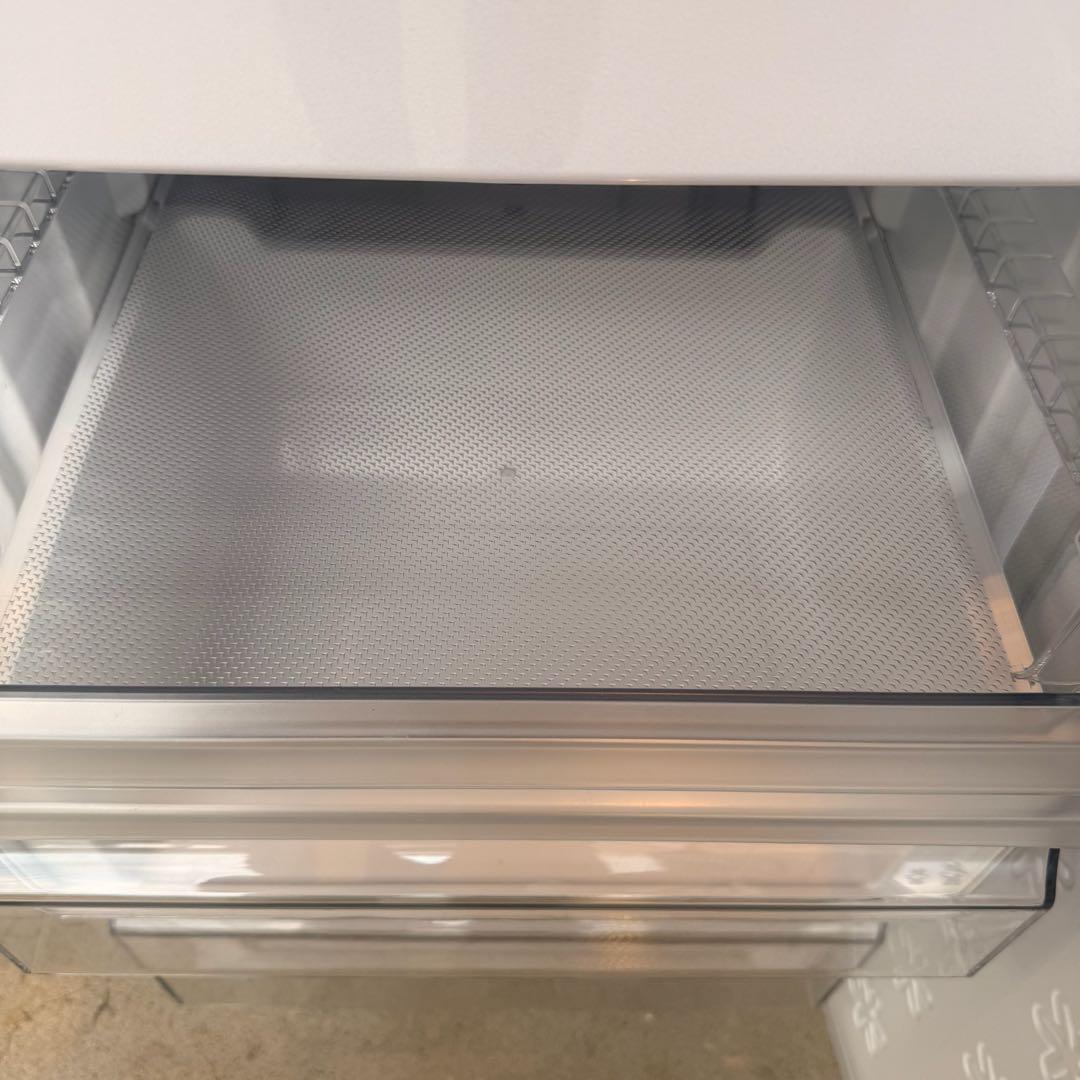 ● 美品 女性オーナー ハイアール 冷蔵庫 JR-NF173C 173L