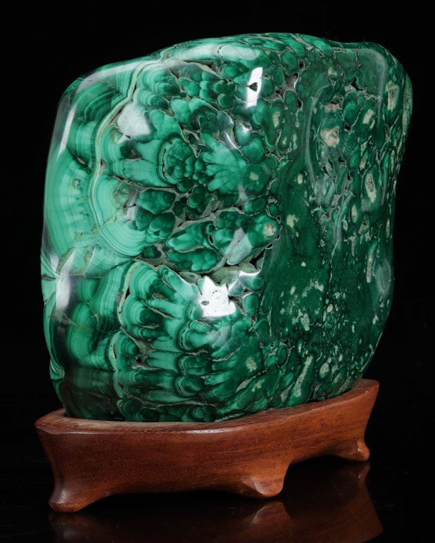 天然マラカイト 孔雀石 台座付 5.3kg 原石 鑑賞石水石 飾石 鉱石 美石