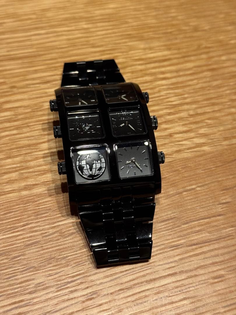 IceLink AVALANCHE腕時計 黒　4タイムゾーン　 おまけのベルト付