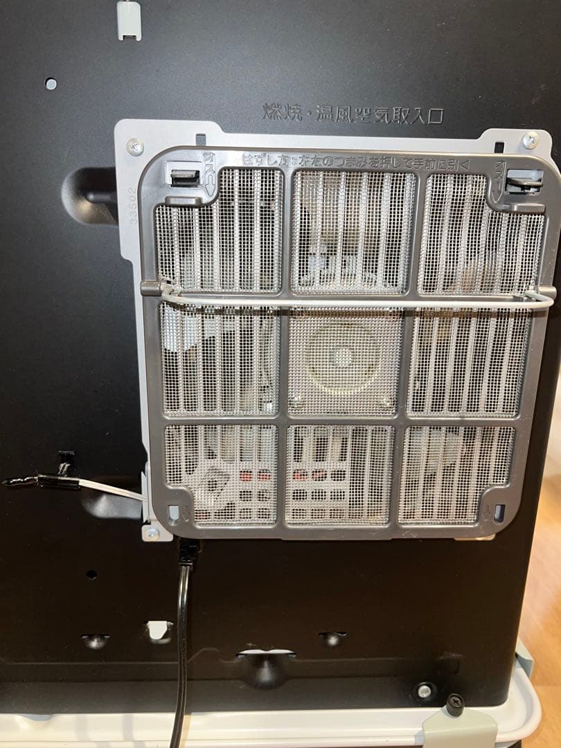 Dainichi 石油ファンヒーター　ホワイト　中古品