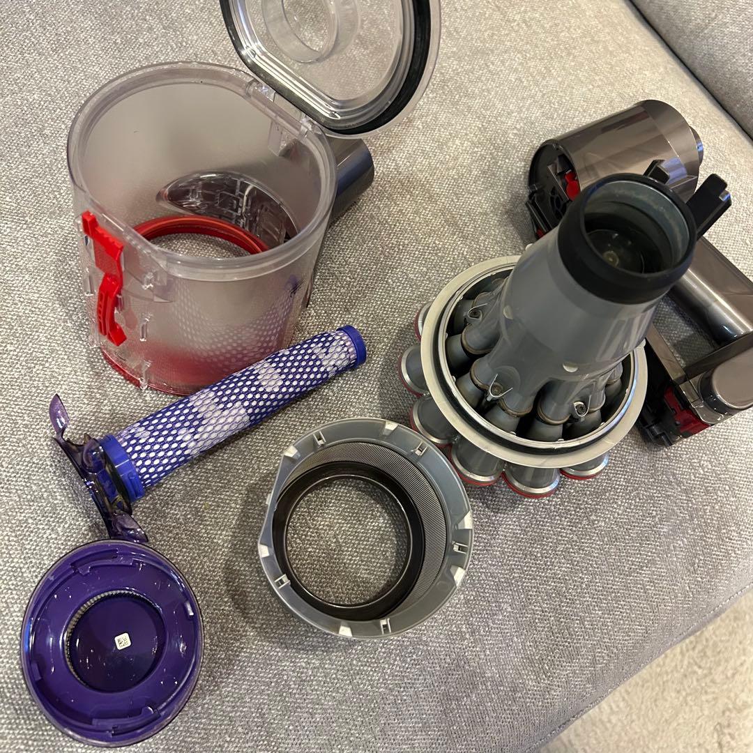 Dyson V7 Advanced SV37 本体のみ