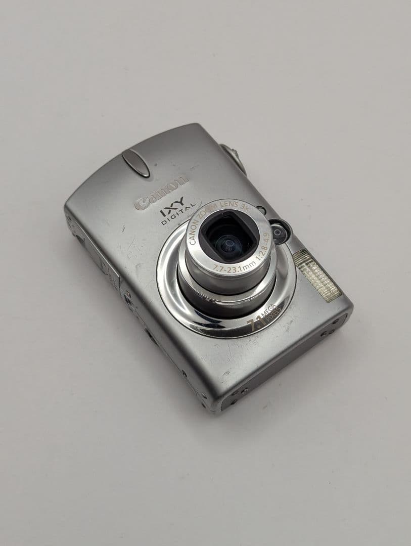 Canon IXY DIGITAL 600 シルバー