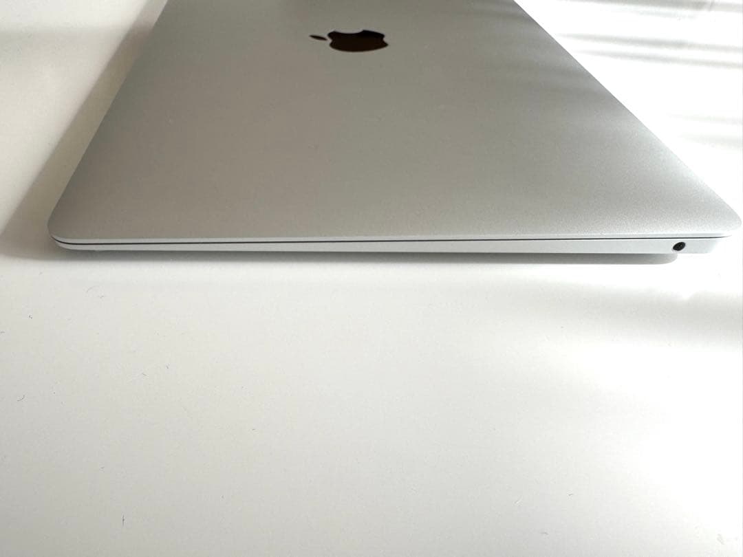 【新品同様】MacBook Air M1 USキー