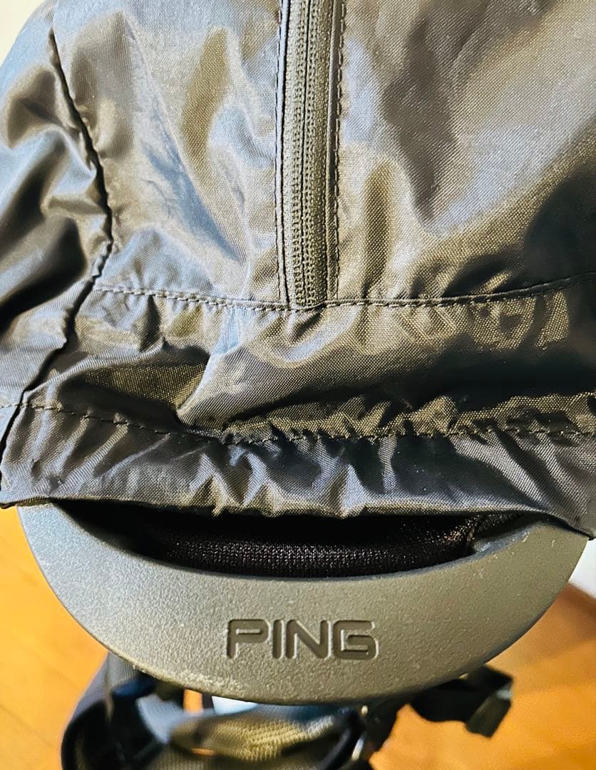 PING キャディバッグ ホワイト/ブラック　プリントロゴピンク
