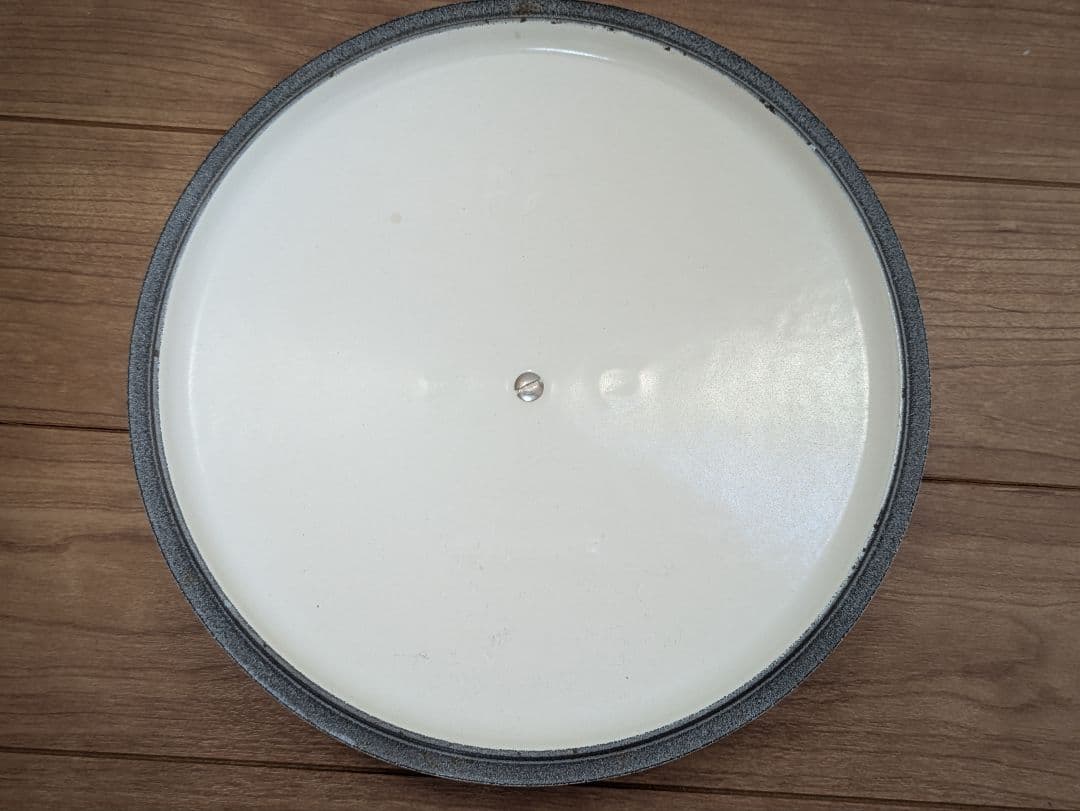 ル・クルーゼ ココット ロンド 22センチ 白