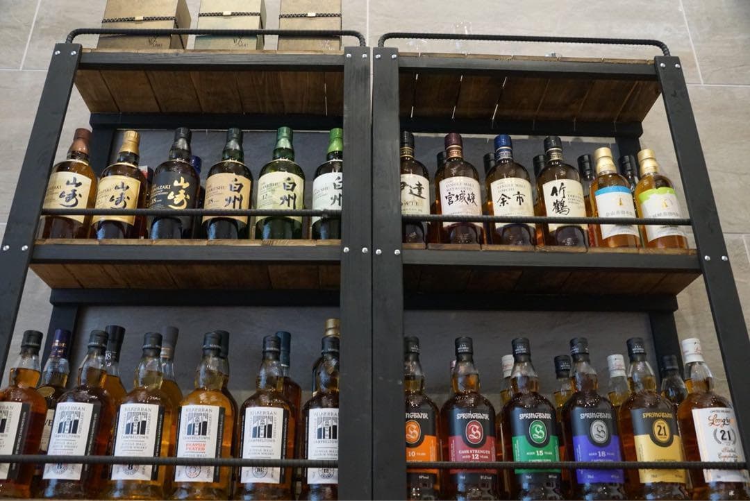 お*う様 特大ウィスキーラック　飾り棚　ディスプレイラック　男前インテリア　棚