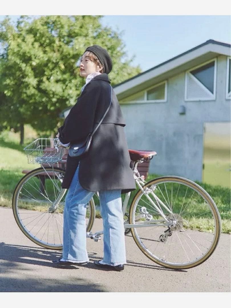 新品タグ付き！希少 完売品！高山都さんコラボ　ふんわりポンチョ風 ピーコート　黒