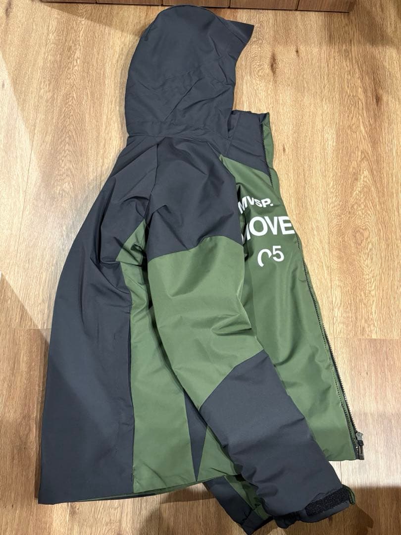 DESCENTE デサント　スキーウェア　Mサイズ