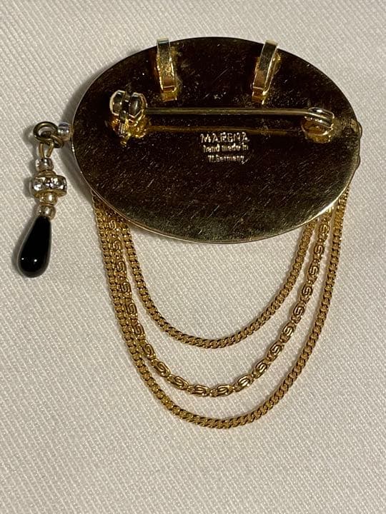 ビンテージ　MARENA ドイツ製　ブローチ 兼 ペンダントヘッド　ブラック