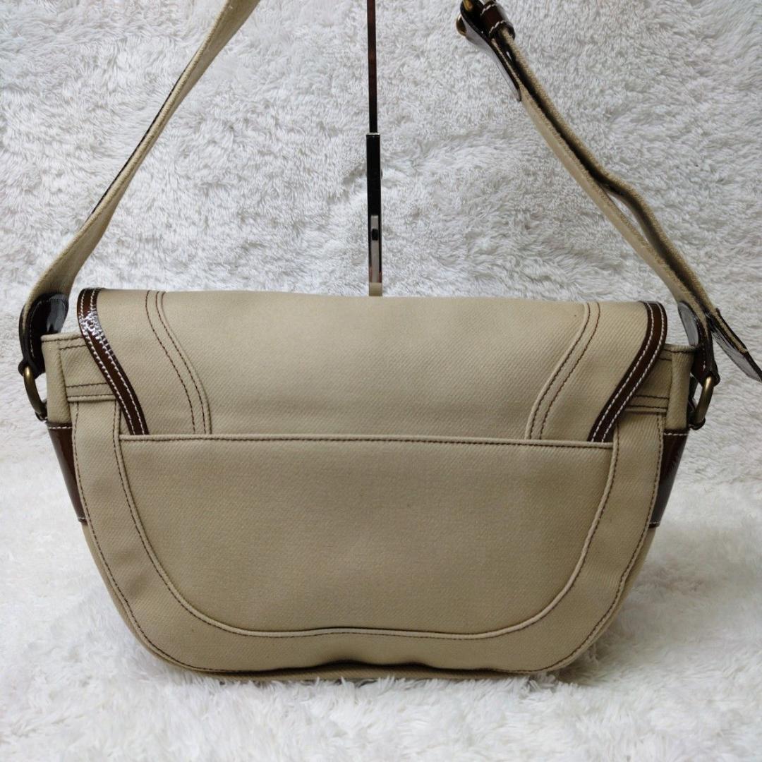 【美品】BURBERRY BLUE LABEL ショルダー ホースロゴ デカロゴ