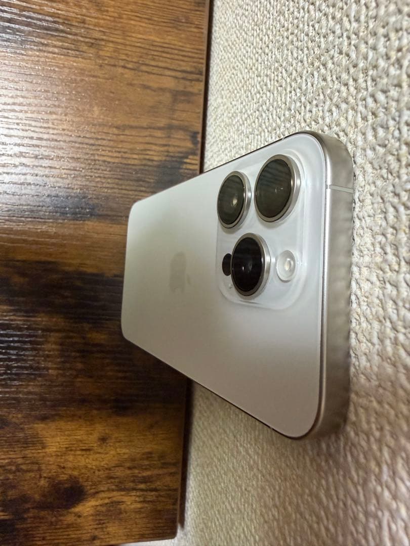 iPhone 15 Pro 256GB 本体+箱+付属品