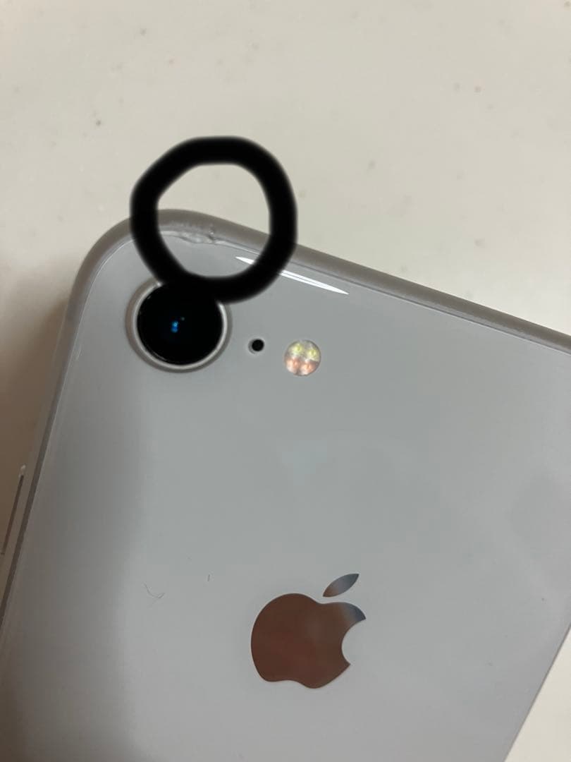 Apple iPhone 8 シルバー ホワイト 本体 割れあり