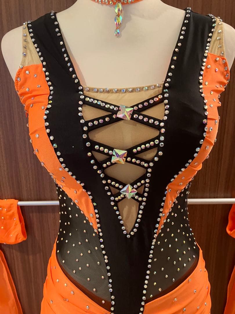 社交ダンスドレス オレンジと黒